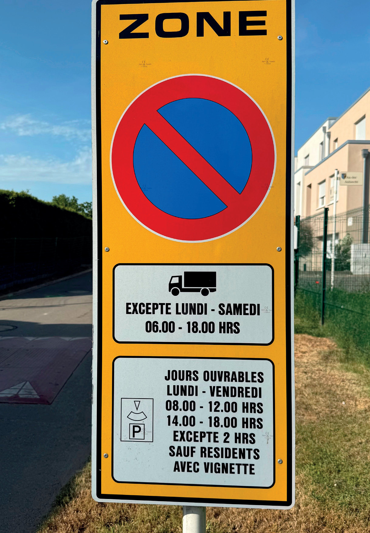 Parking résidentiel an der ganzer Gemeng